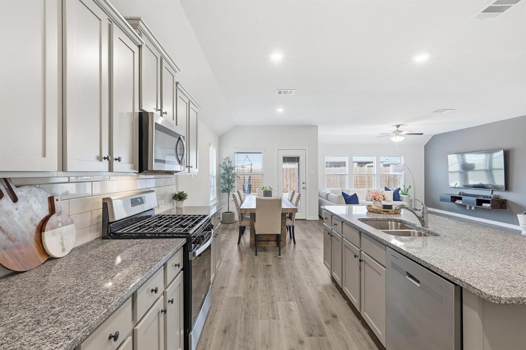 2933 Pinecrest Drive