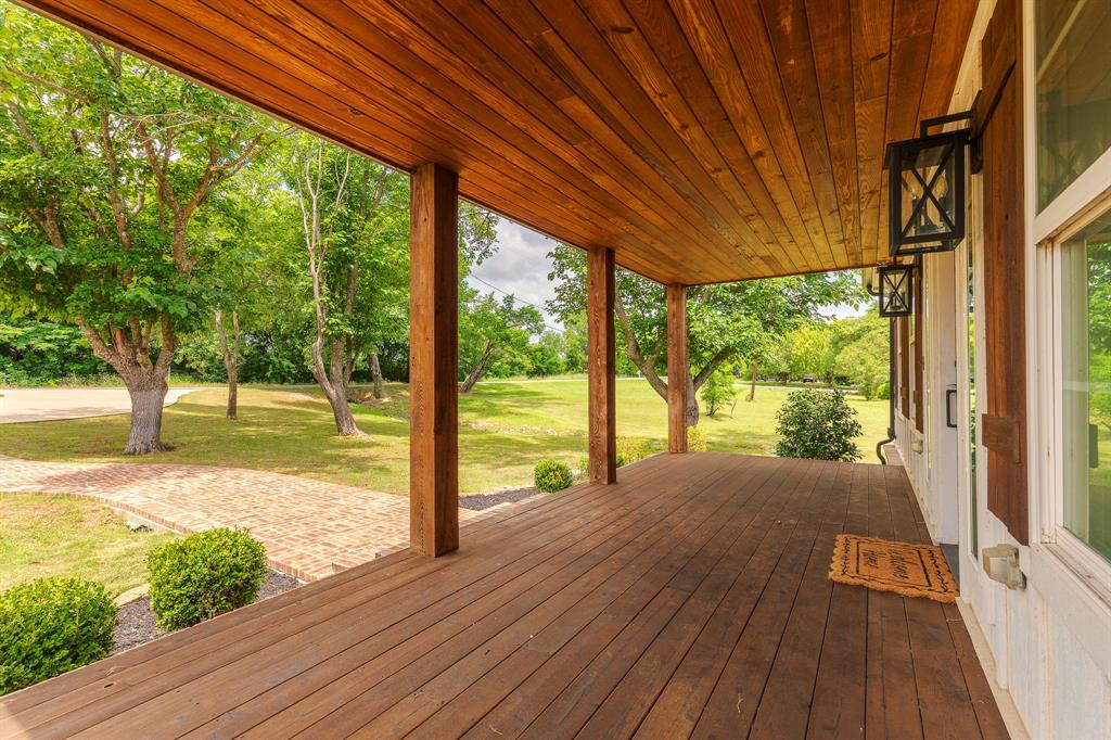 1305 N John Douglas Road Property Photo 4