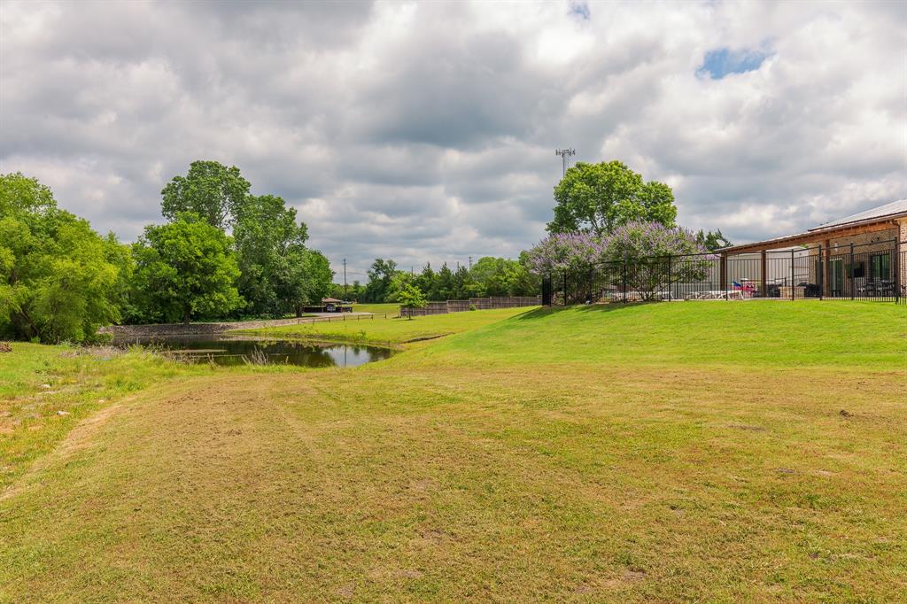 1305 N John Douglas Road Property Photo 6
