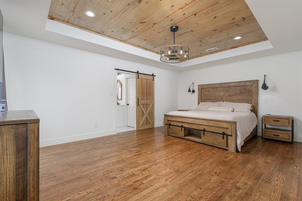 1305 N John Douglas Road Property Photo 18
