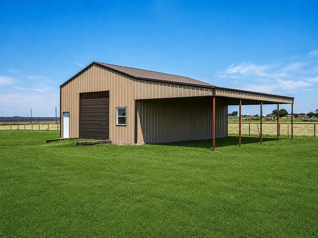 1872 County Road 329 Property Photo 7