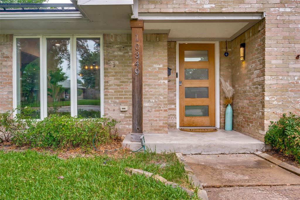 10349 Carry Back Circle Property Photo 4