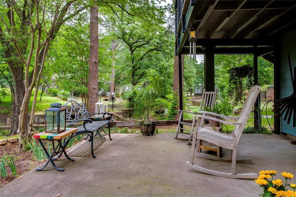 186 Harbor Drive Property Photo 3