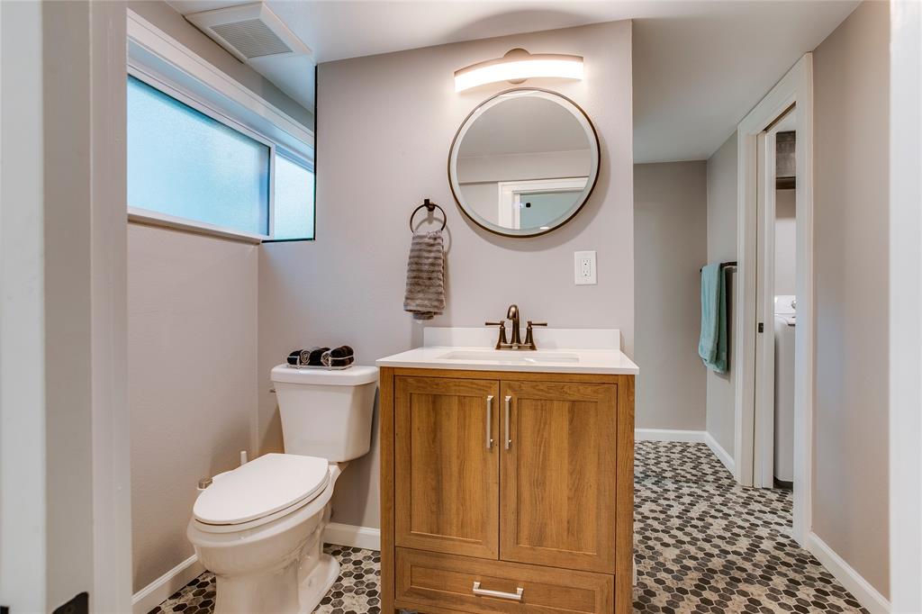 186 Harbor Drive Property Photo 15