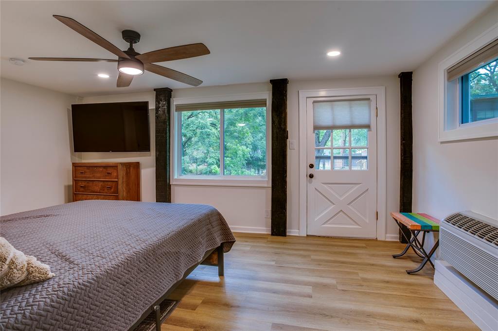 186 Harbor Drive Property Photo 16