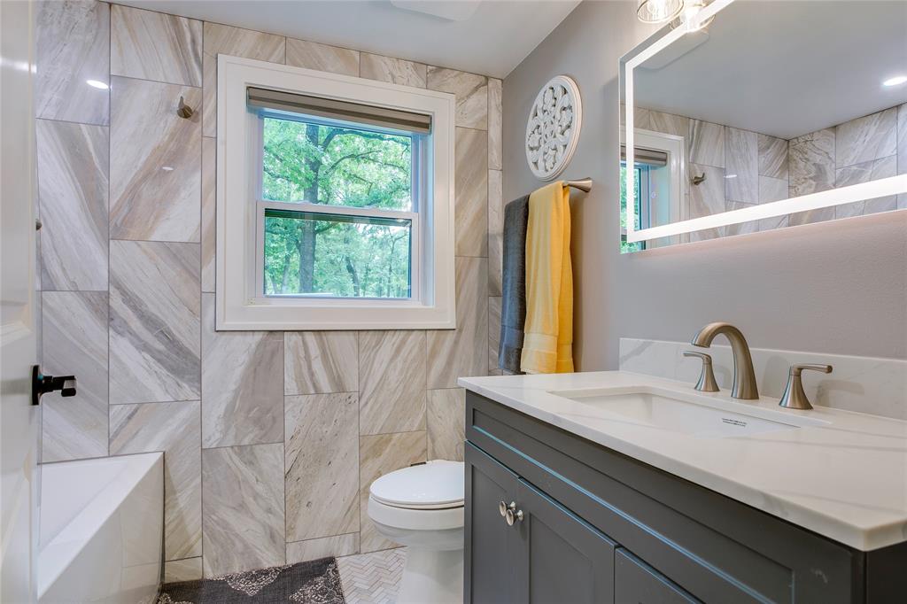 186 Harbor Drive Property Photo 24
