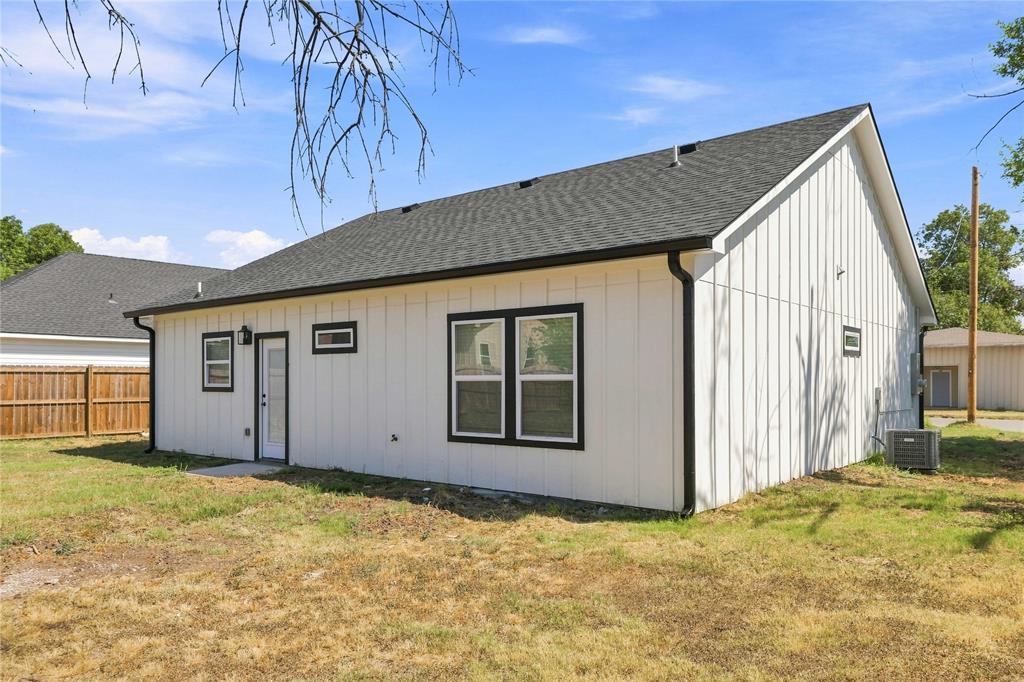 1609 2nd Street Property Photo 20