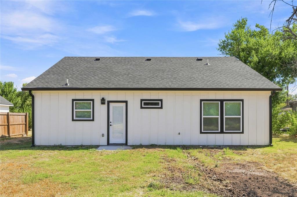1609 2nd Street Property Photo 22
