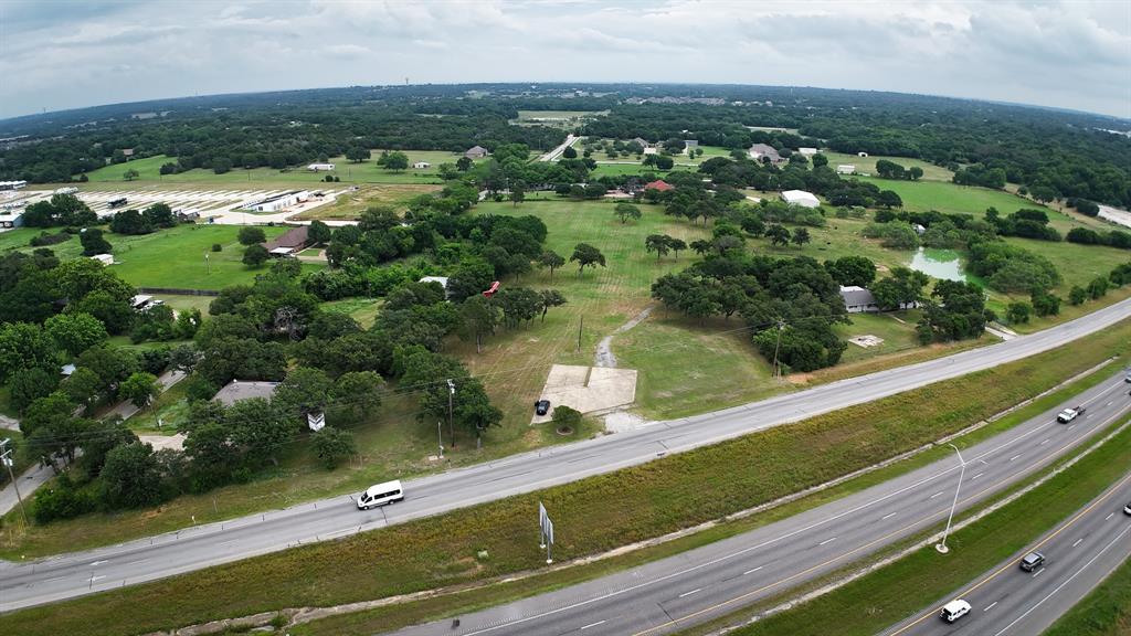 1555 S Burleson Property Photo 4