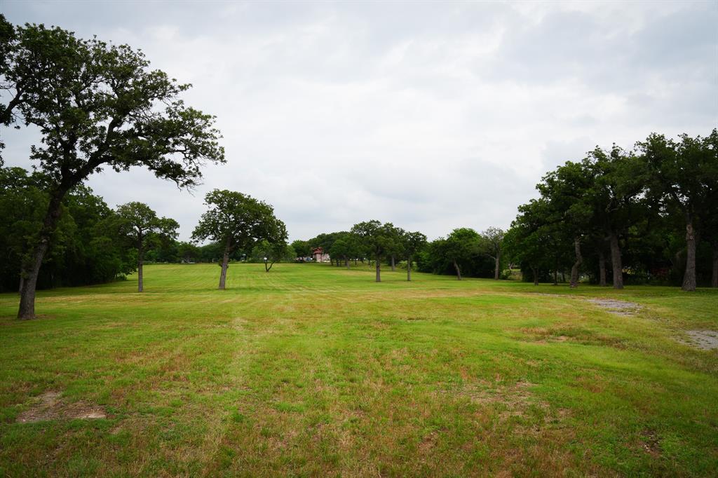 1555 S Burleson Property Photo 11