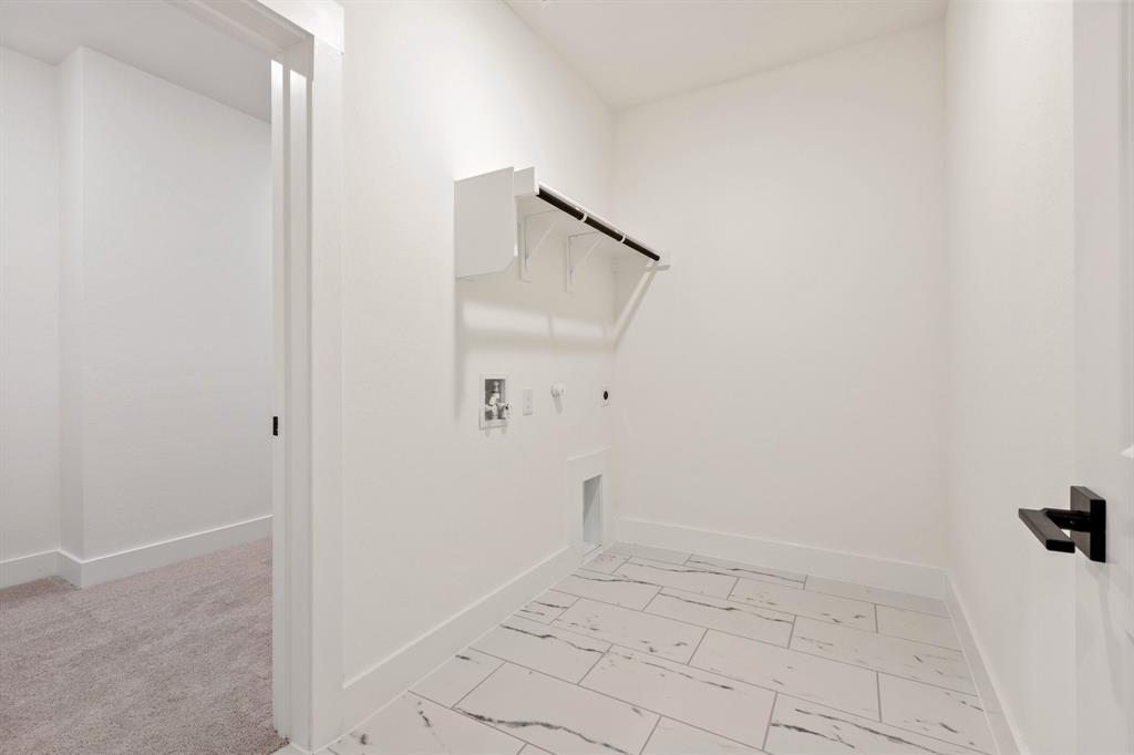 217 Saddletree Drive Property Photo 14