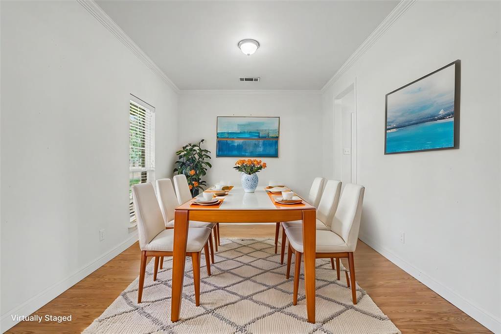 2811 N Shore Drive Property Photo 9
