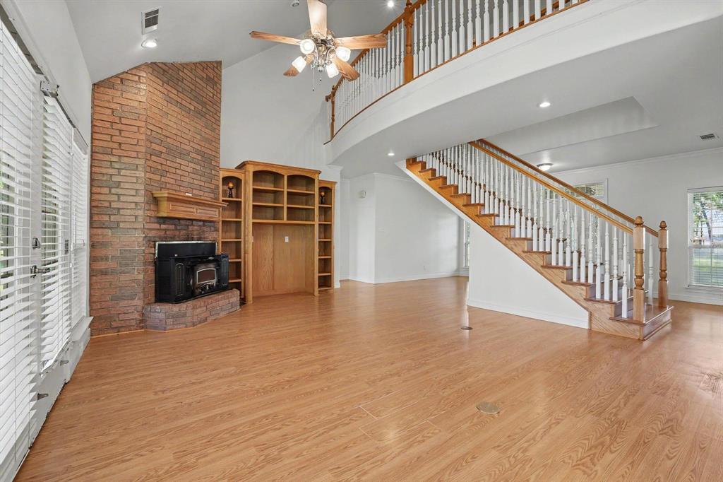 2811 N Shore Drive Property Photo 12