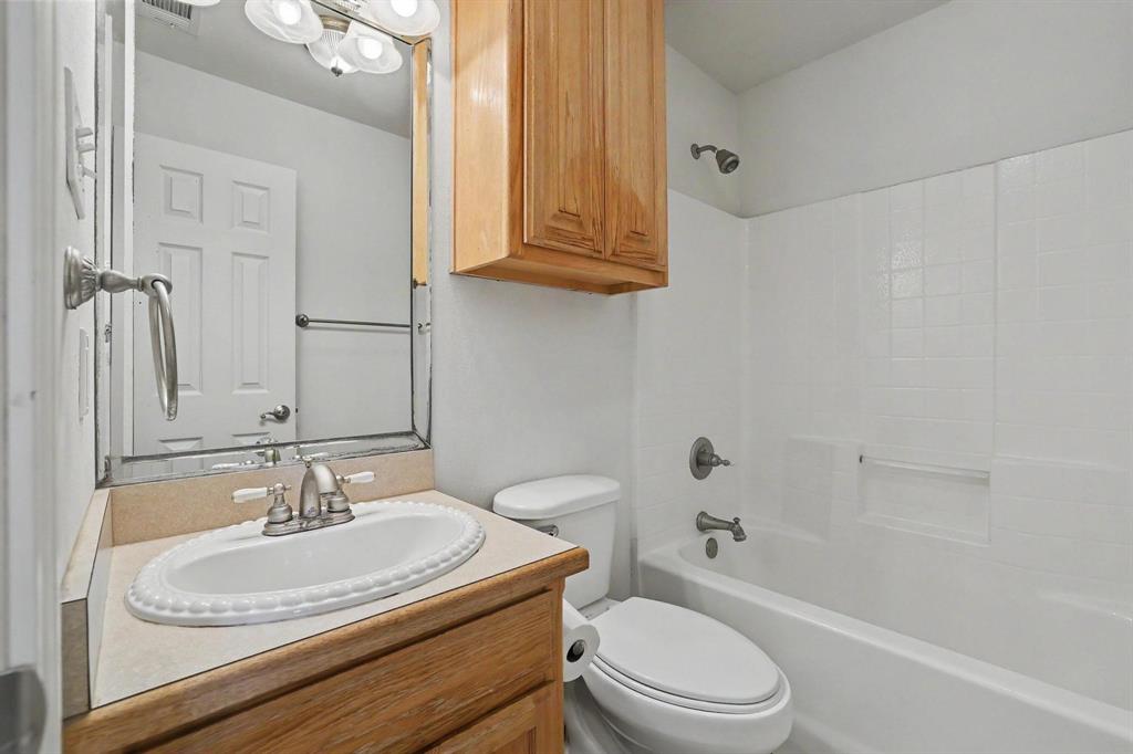 2811 N Shore Drive Property Photo 20