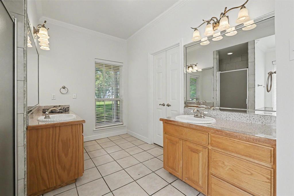 2811 N Shore Drive Property Photo 24