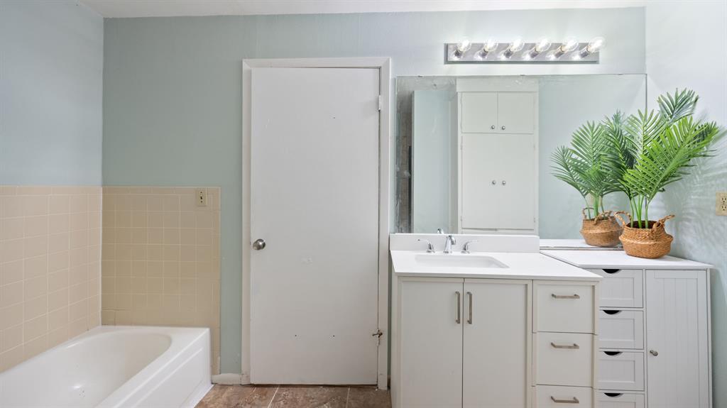 7085 Horseshoe Bend Trail Property Photo 17