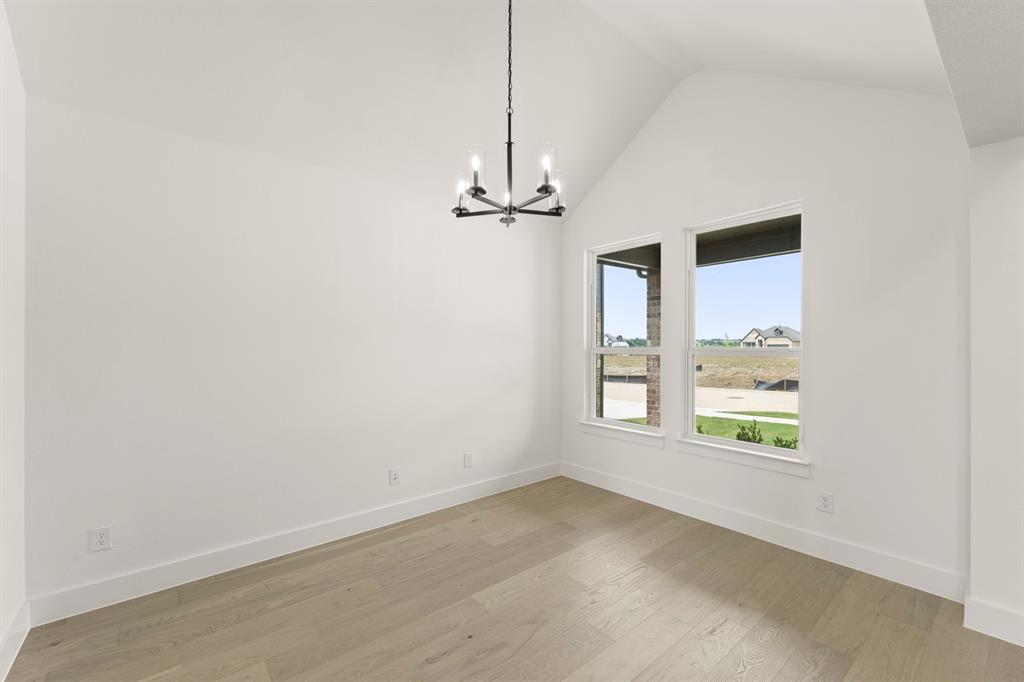 6310 White Creek Drive Property Photo 4