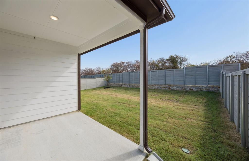 8620 Bur Oak Drive Property Photo 22