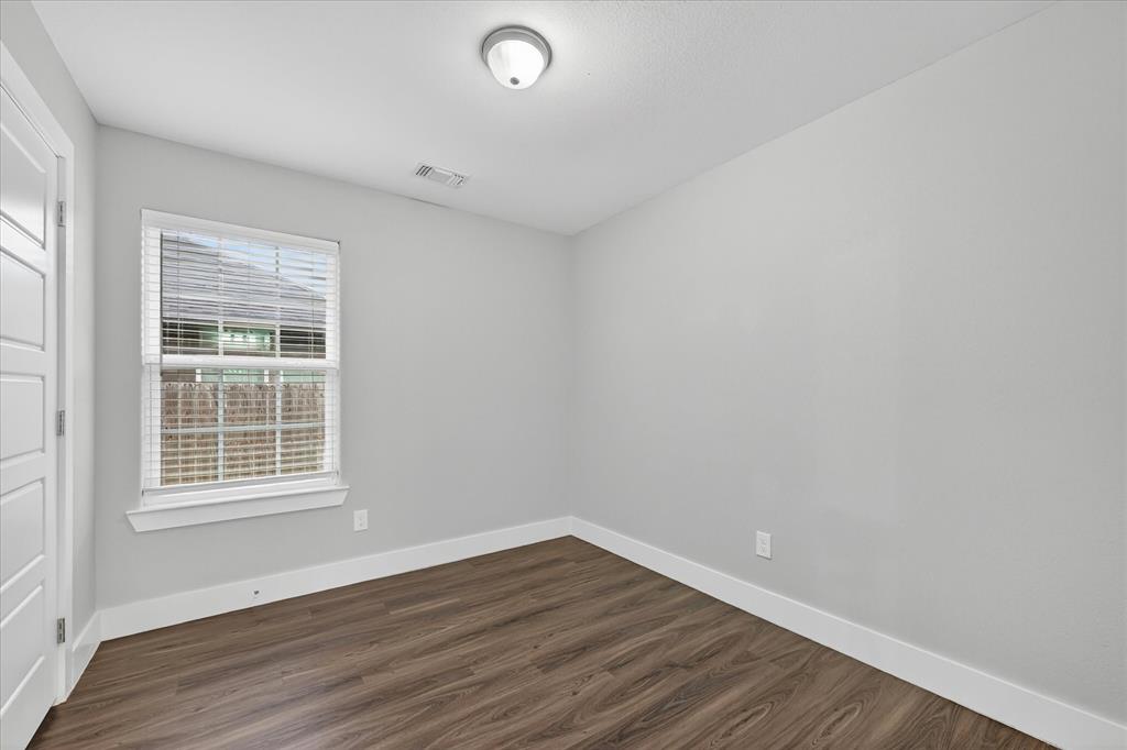 1032 Ray Drive Property Photo 21