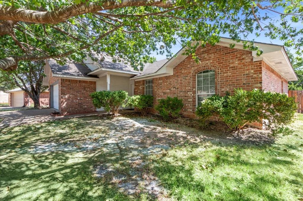 706 Rolling Hills Drive Property Photo 1