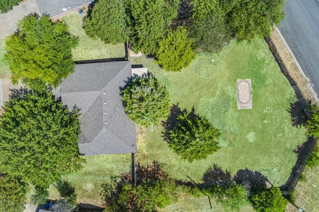 706 Rolling Hills Drive Property Photo 4