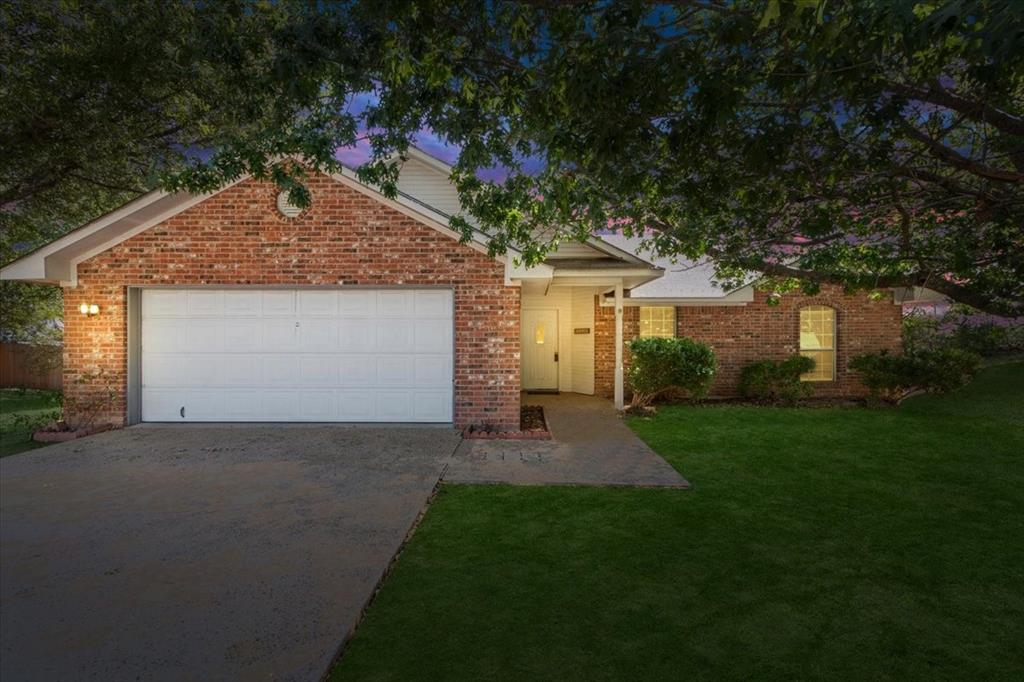 706 Rolling Hills Drive Property Photo 5
