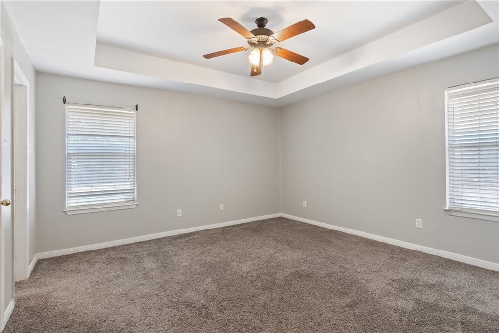 706 Rolling Hills Drive Property Photo 15