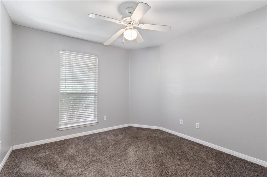 706 Rolling Hills Drive Property Photo 18