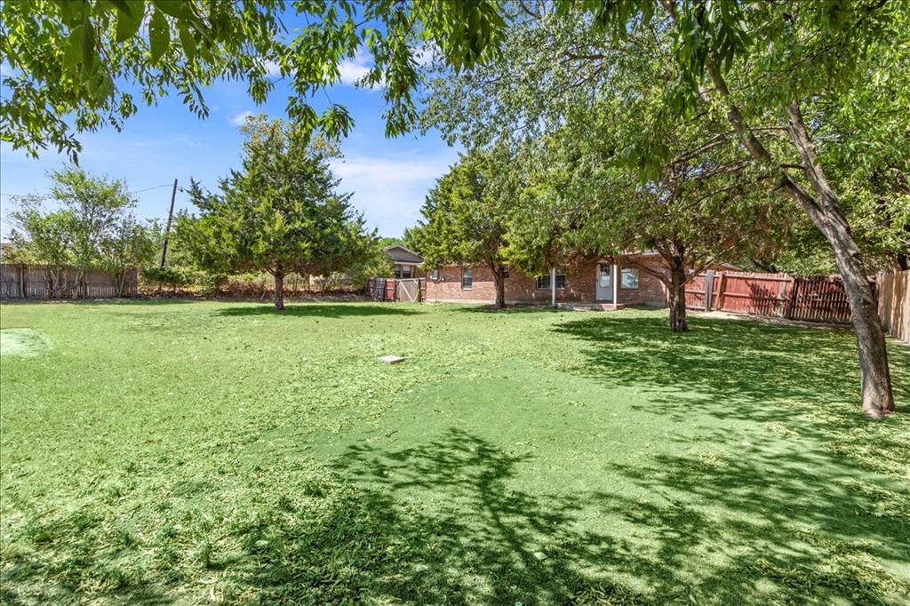 706 Rolling Hills Drive Property Photo 23
