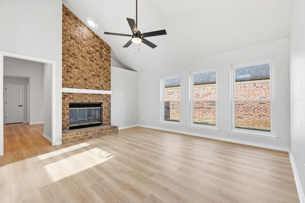 4904 Courtside Drive Property Photo 4