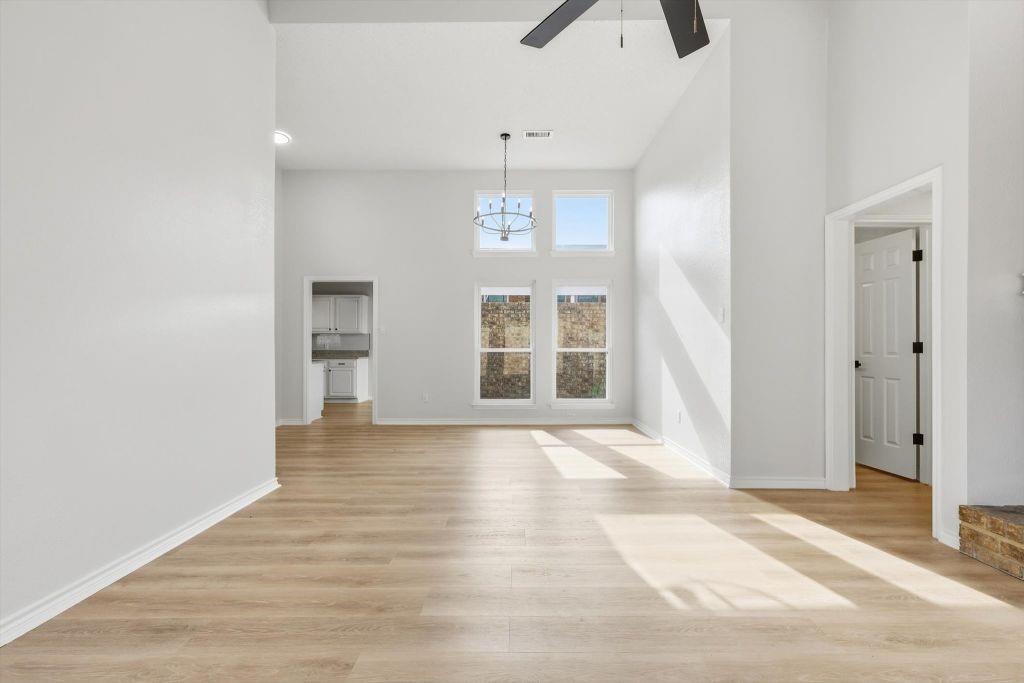 4904 Courtside Drive Property Photo 10