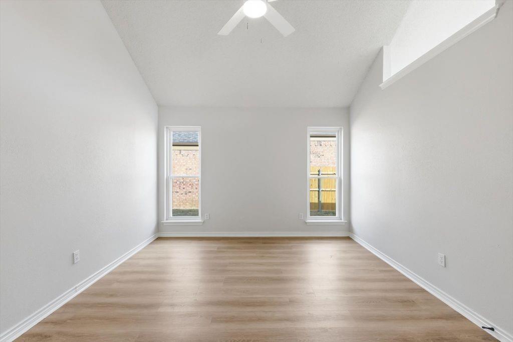 4904 Courtside Drive Property Photo 19