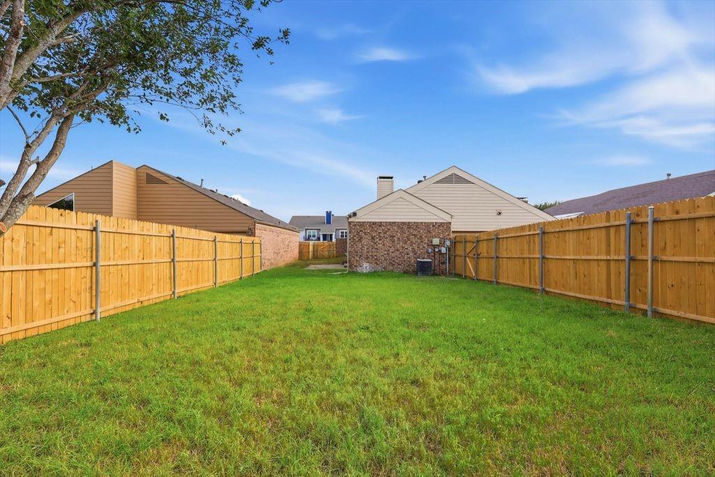 4904 Courtside Drive Property Photo 29