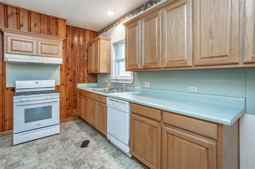 206 Ritchey Street Property Photo 11