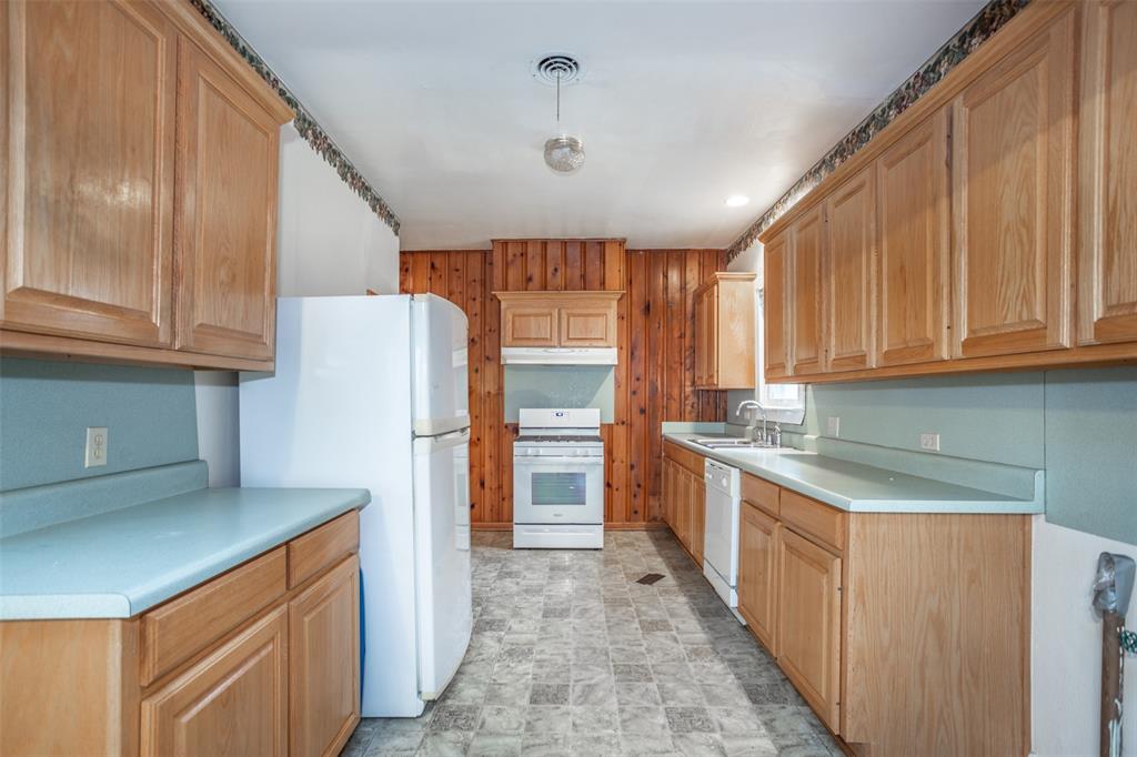 206 Ritchey Street Property Photo 12