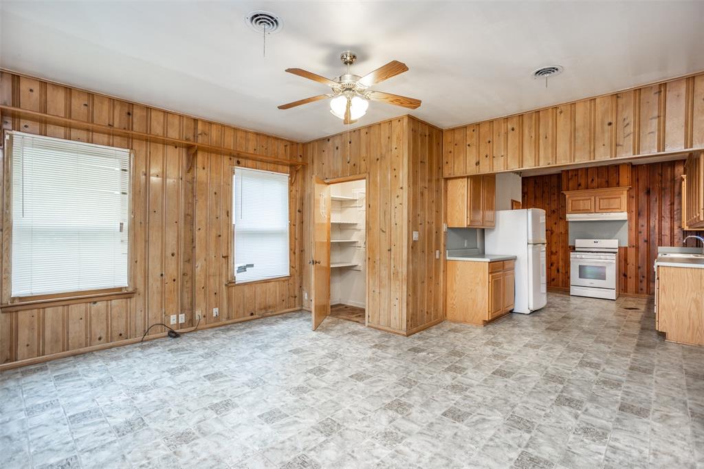 206 Ritchey Street Property Photo 15