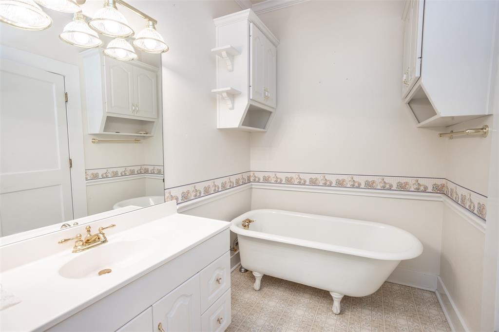 206 Ritchey Street Property Photo 22