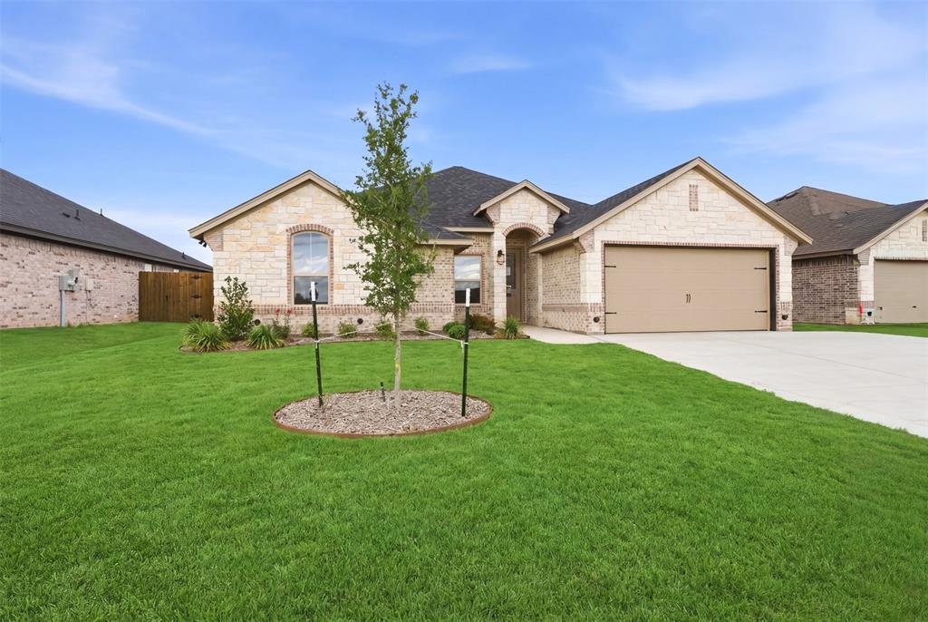 1366 Oleander Drive Property Photo 3