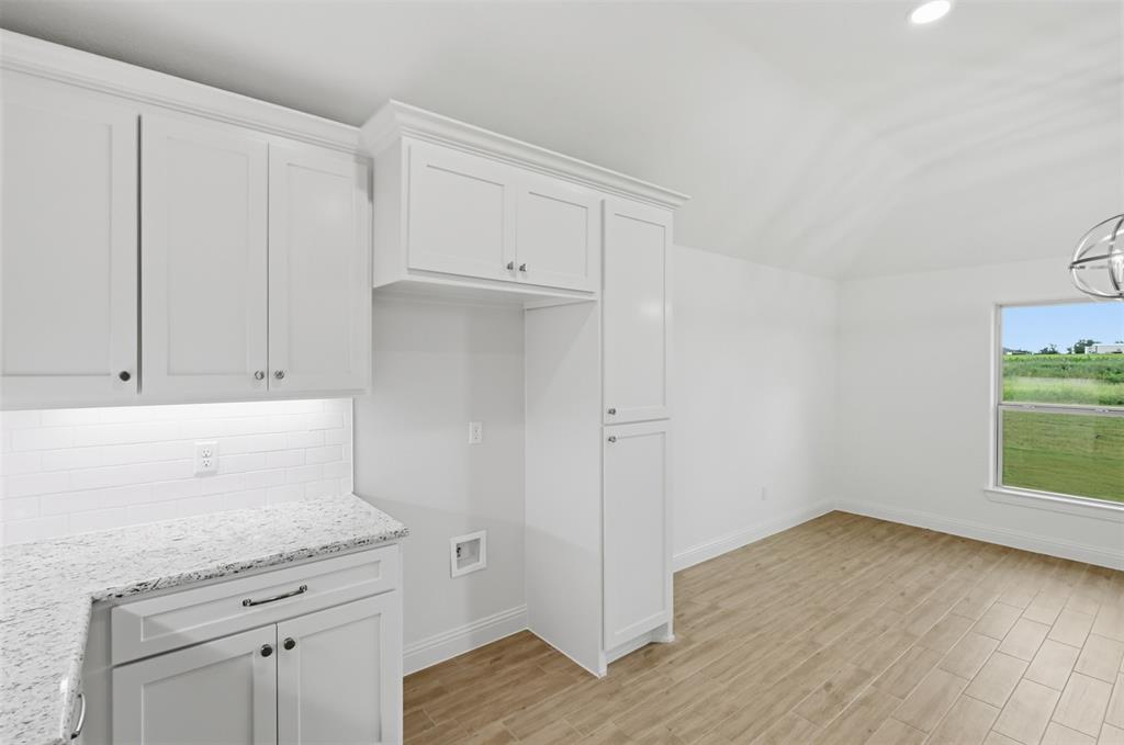 1366 Oleander Drive Property Photo 11