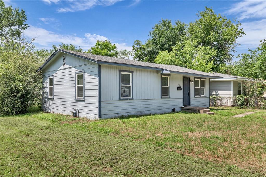 612 Dunbar Street Property Photo 3
