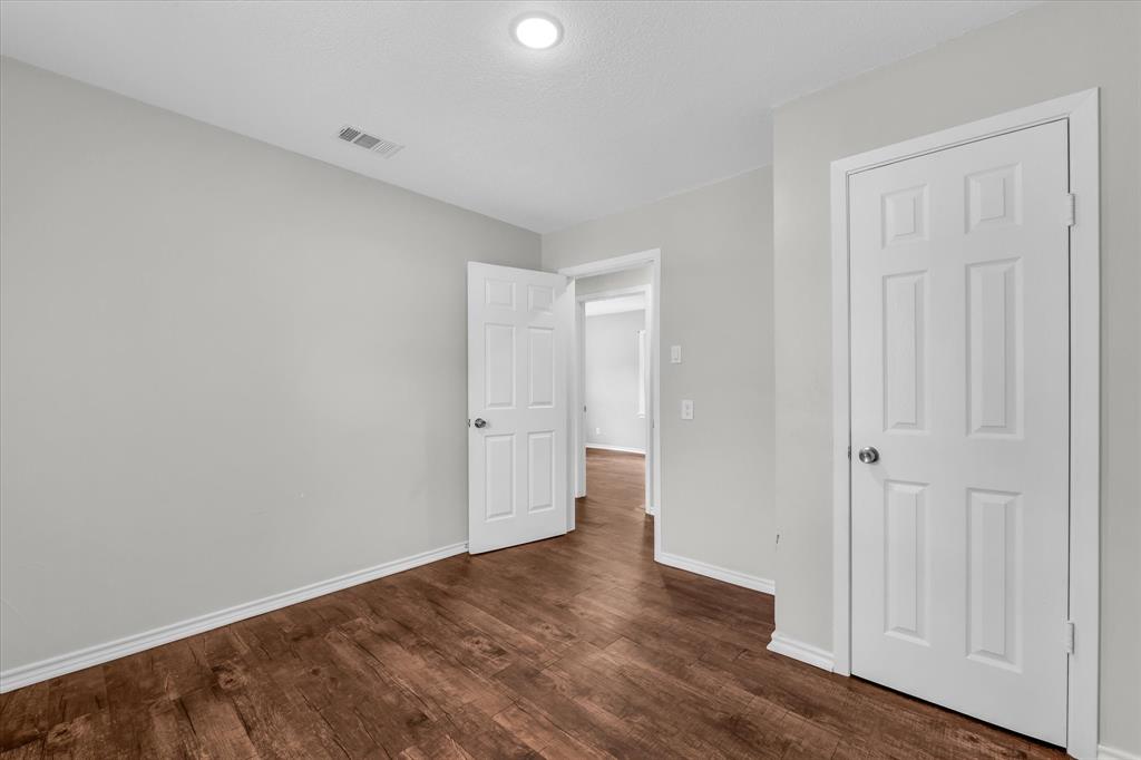 612 Dunbar Street Property Photo 8