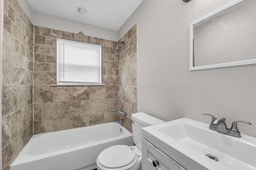 612 Dunbar Street Property Photo 16