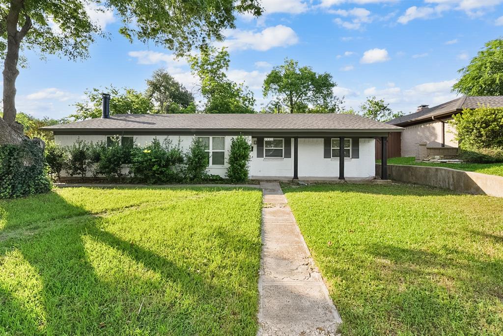1425 Oakhill Drive Property Photo 1