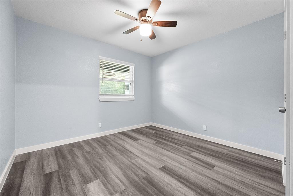 1425 Oakhill Drive Property Photo 7