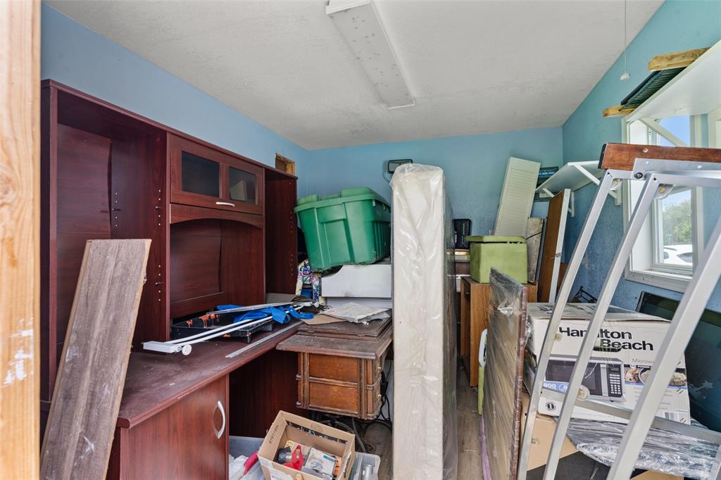 112 Woodlake Lane Property Photo 32