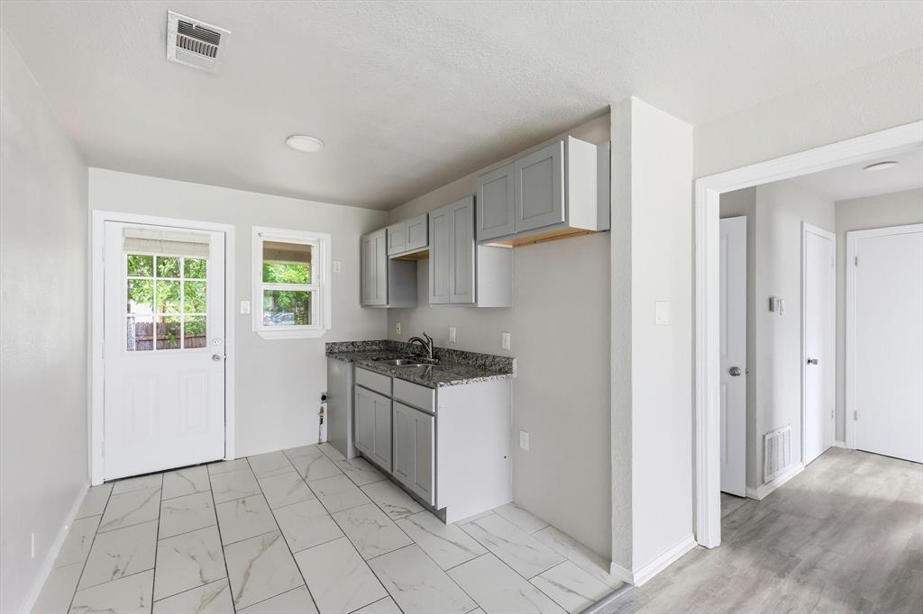 1310 Stone Drive Property Photo 14