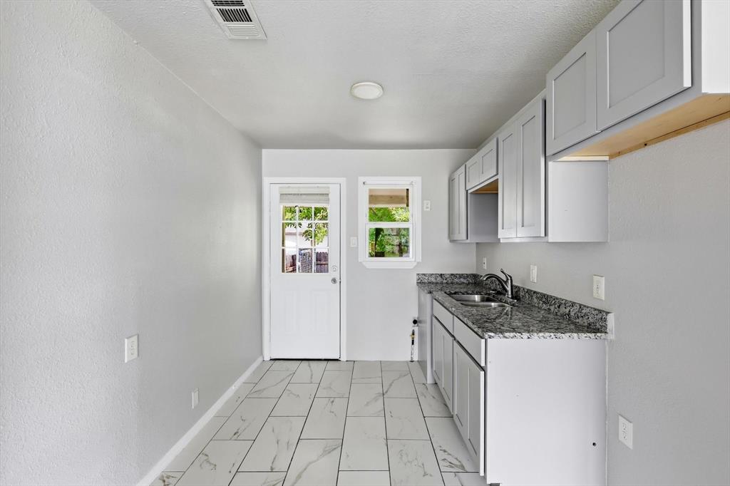 1310 Stone Drive Property Photo 15
