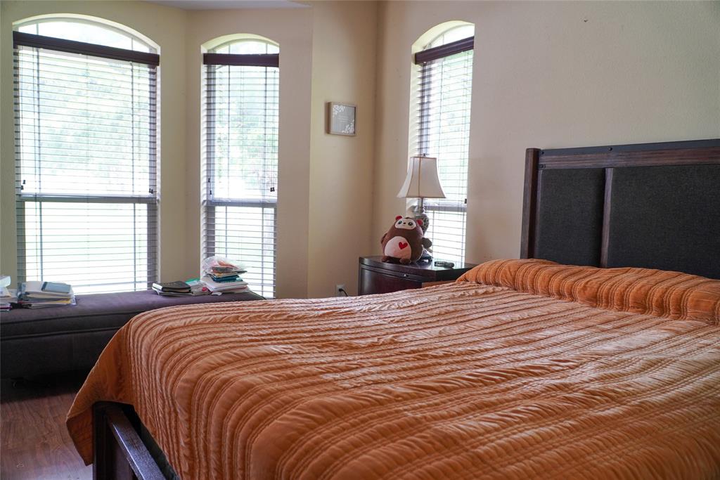 404 E Oakdale Street Property Photo 12