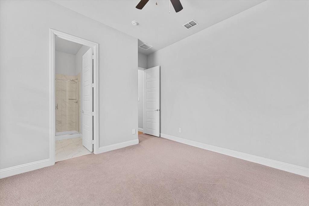 909 Mercer Drive Property Photo 5