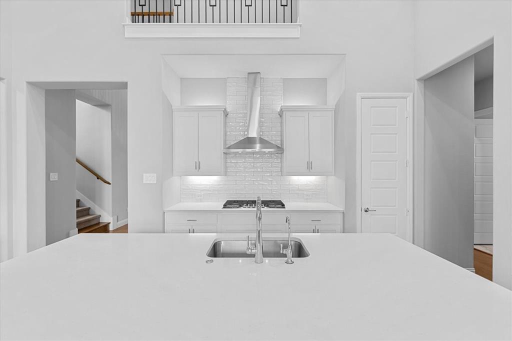 909 Mercer Drive Property Photo 9